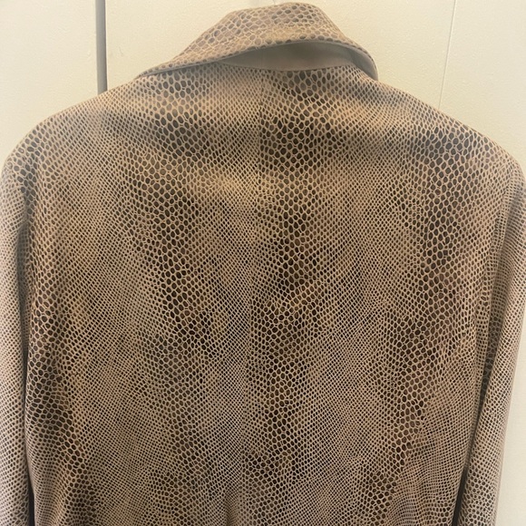 Peter Nygard leather jacket Size 12 - Picture 4 of 9